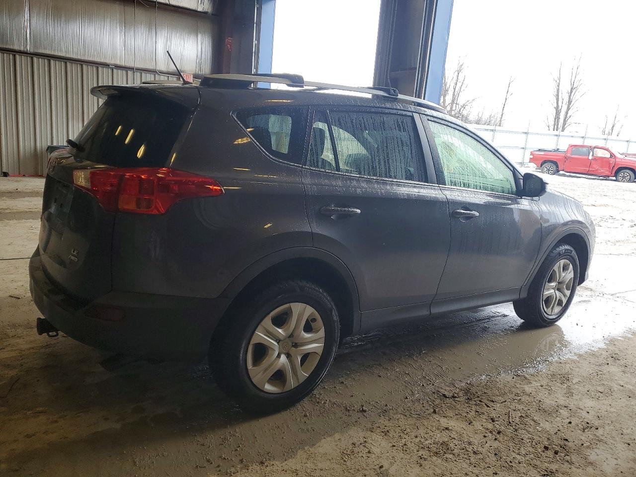 2015 TOYOTA RAV4 LE photo 3