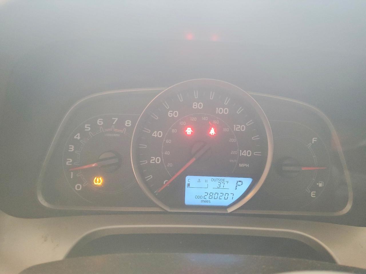 2015 TOYOTA RAV4 LE photo 9