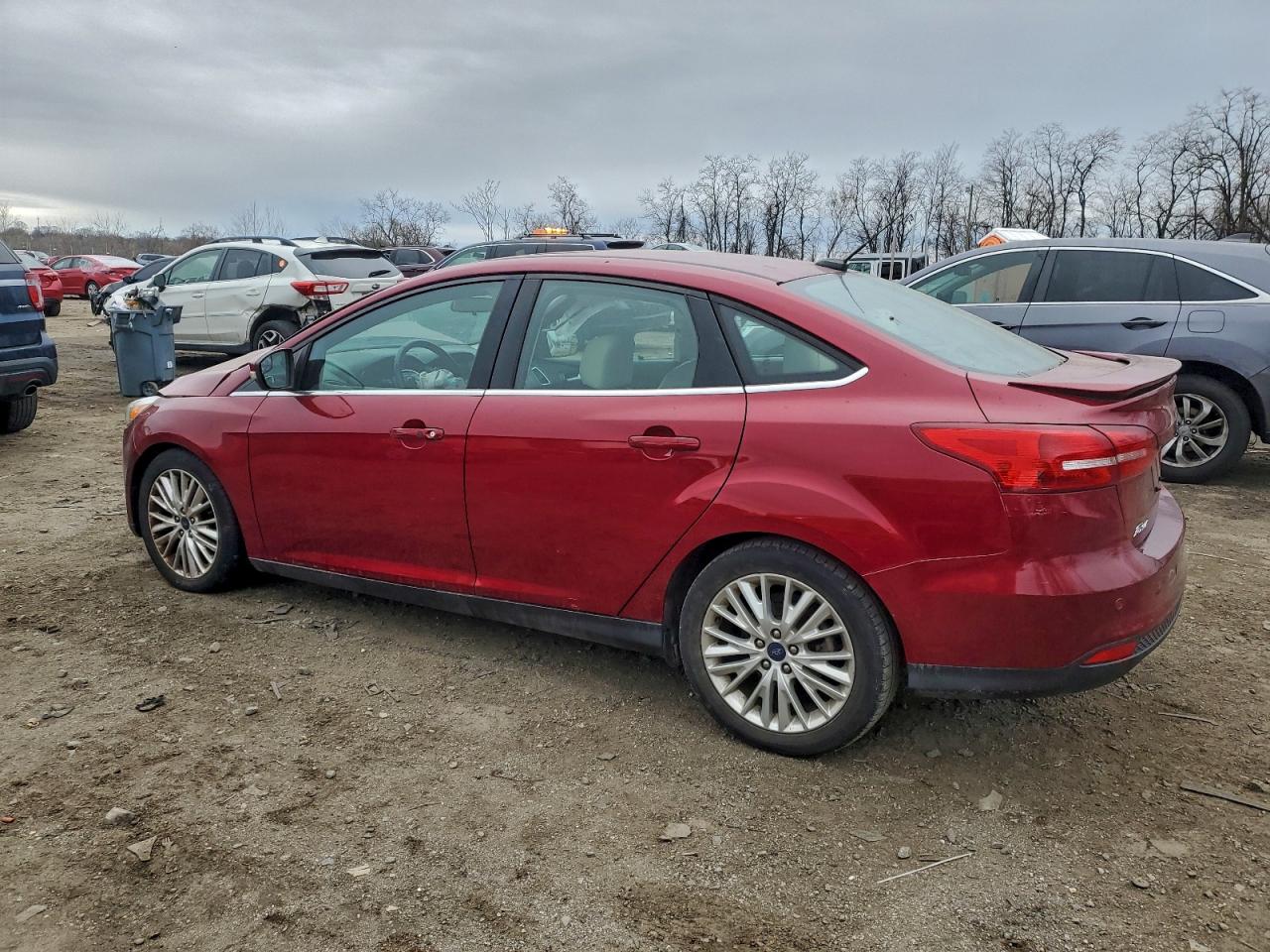 2017 FORD FOCUS TITANIUM photo 2