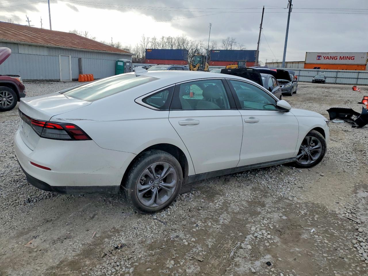 2024 HONDA ACCORD EX photo 3