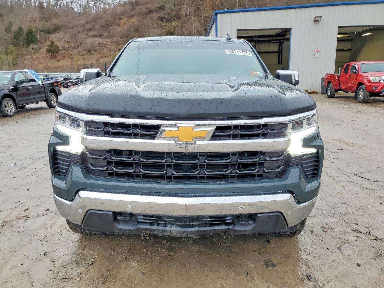 2025 CHEVROLET SILVERADO K1500 LT photo 5