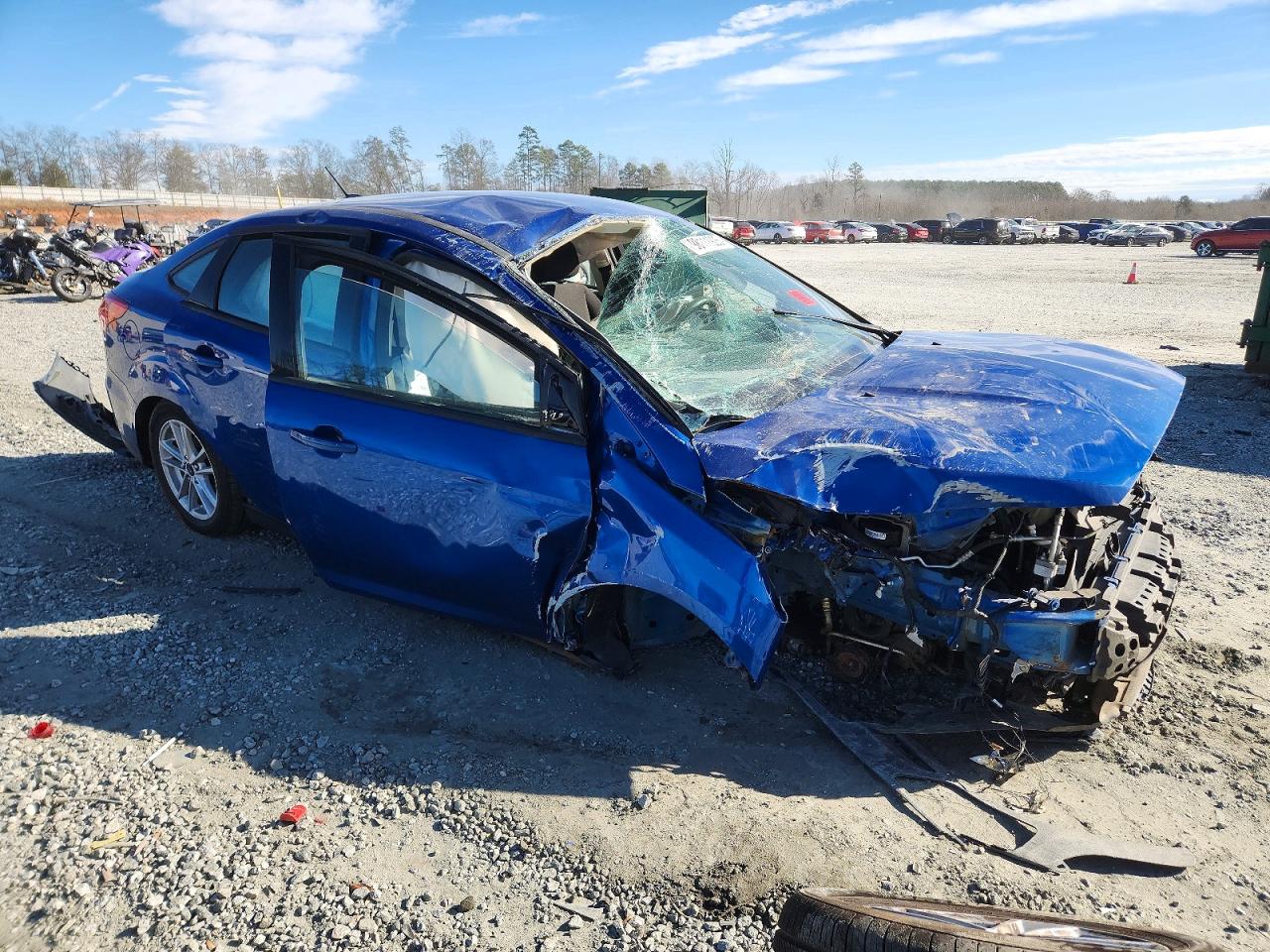 2018 FORD FOCUS SE photo 4