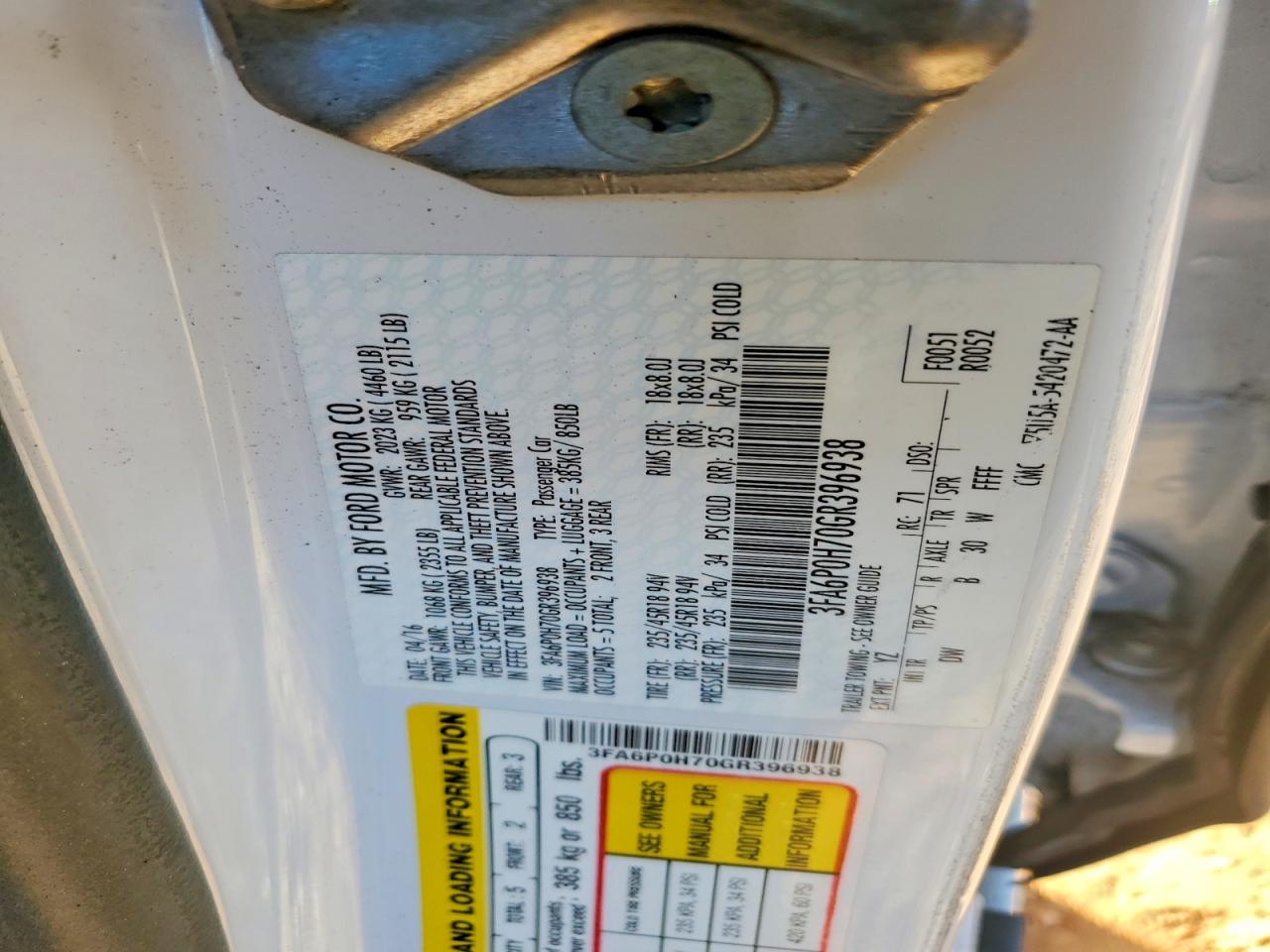 2016 FORD FUSION SE photo 12