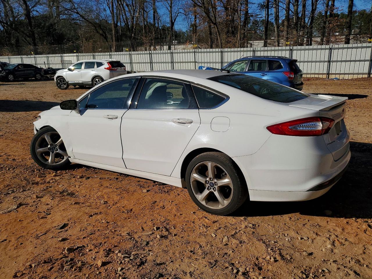 2016 FORD FUSION SE photo 2