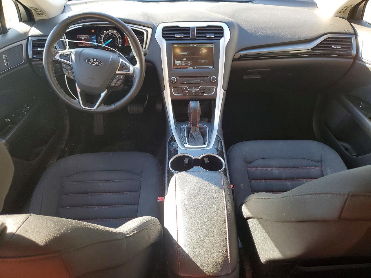 2016 FORD FUSION SE photo 8