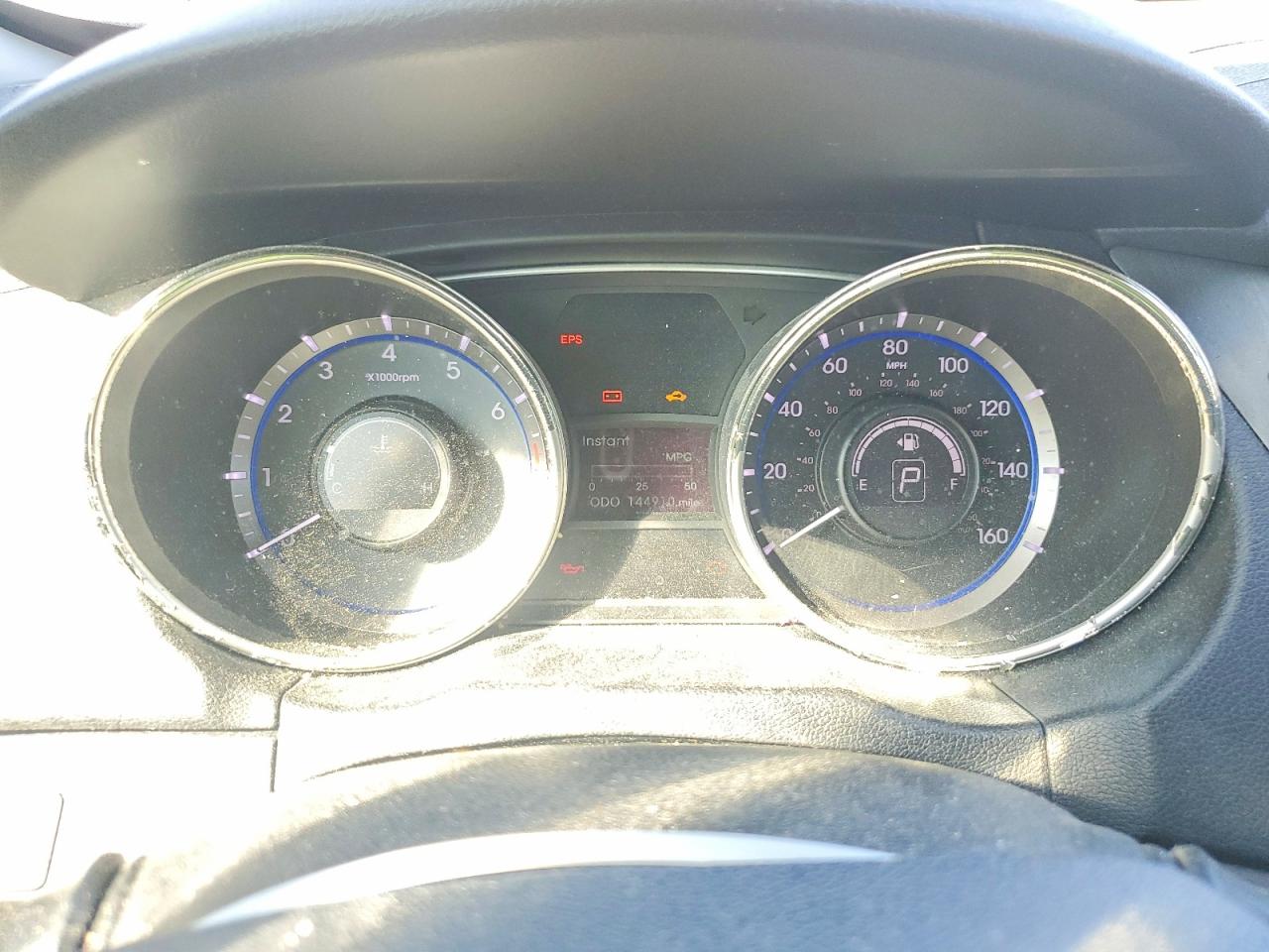 2011 HYUNDAI SONATA SE photo 9