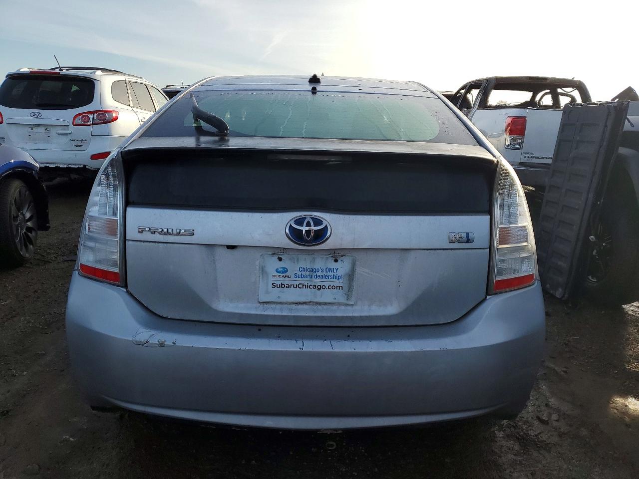 2011 TOYOTA PRIUS photo 6