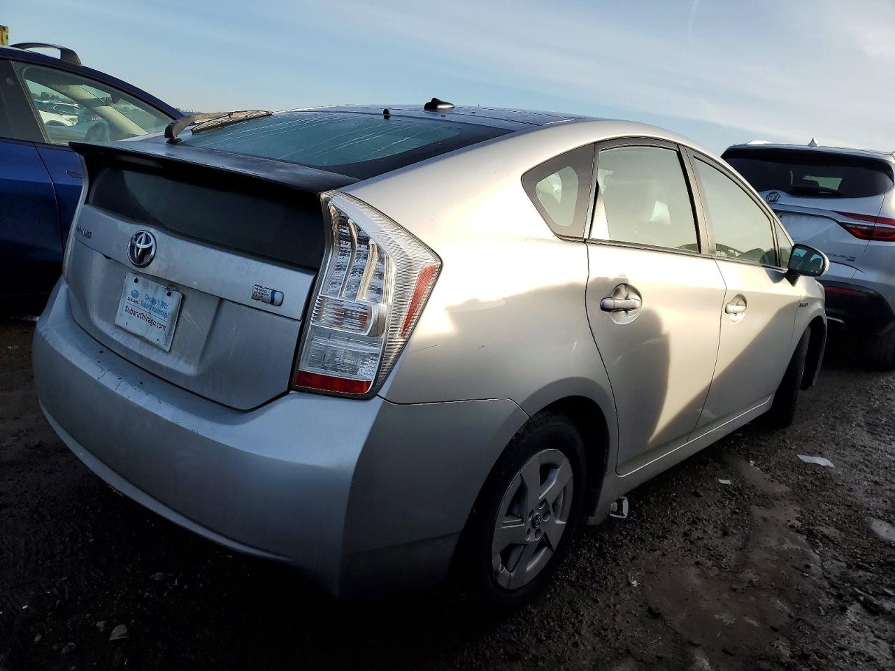 2011 TOYOTA PRIUS photo 3