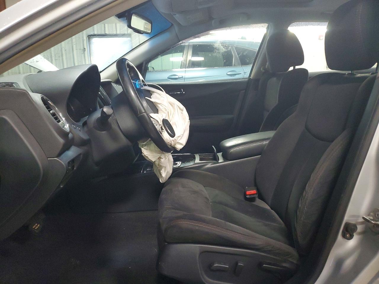 2011 NISSAN MAXIMA S photo 7
