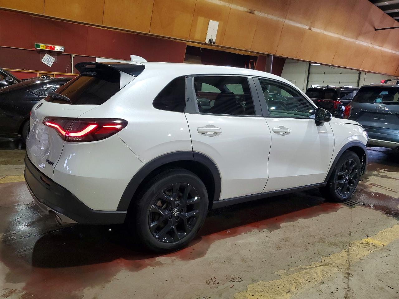 2024 HONDA HR-V SPORT photo 7