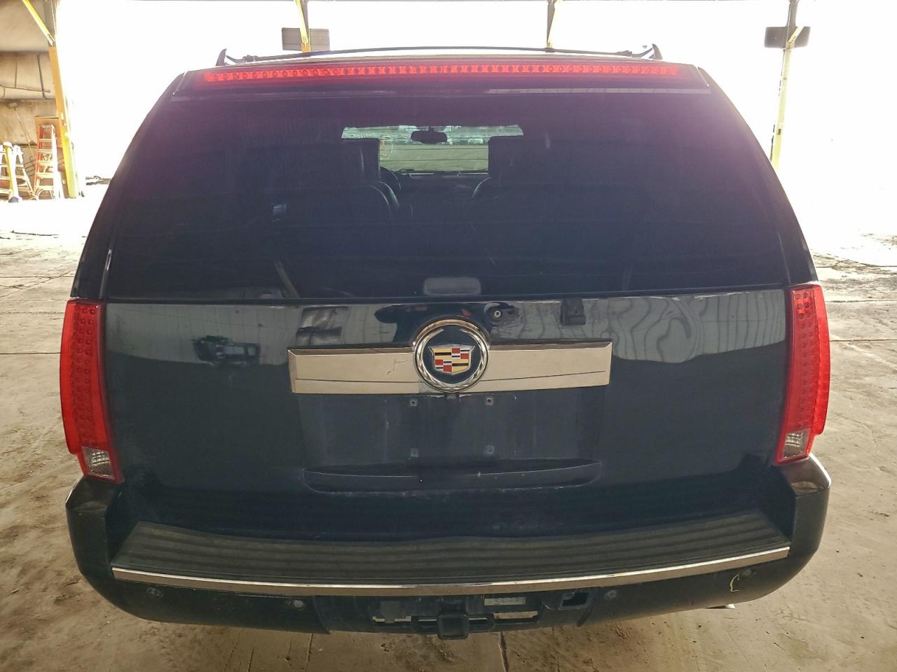 2012 CADILLAC ESCALADE ESV LUXURY photo 6