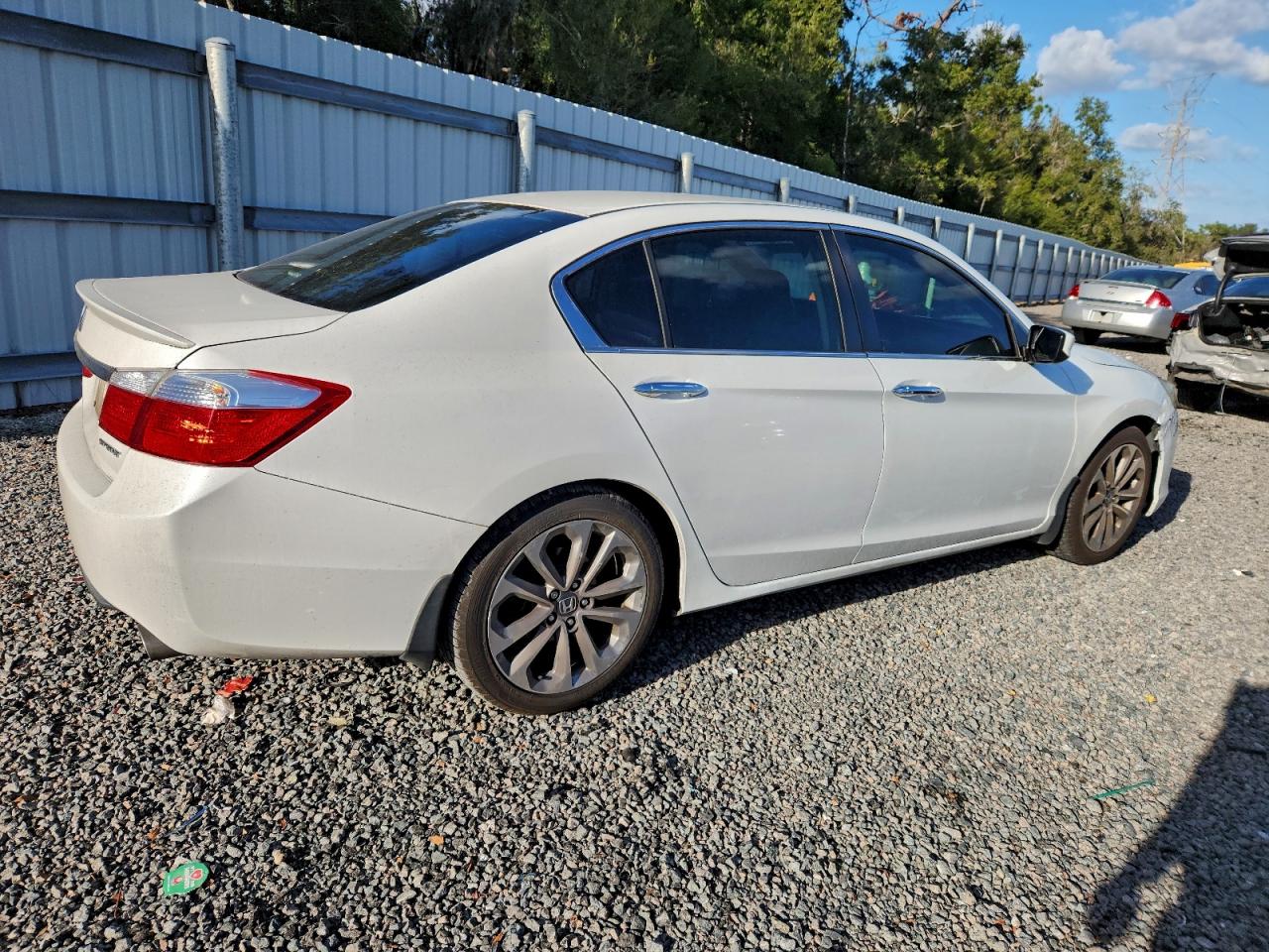 2014 HONDA ACCORD SPORT photo 3