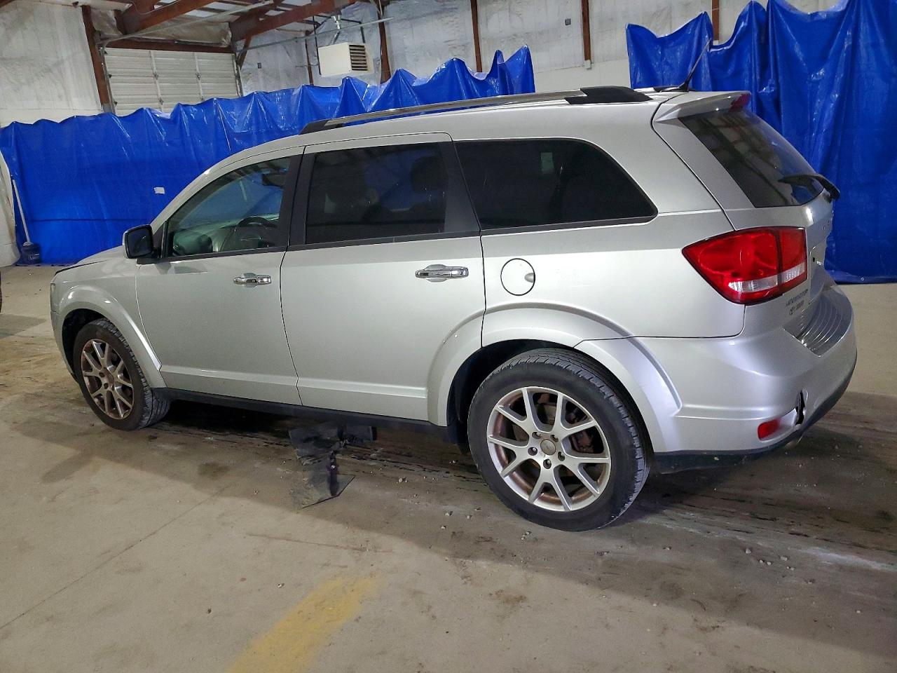 2012 DODGE JOURNEY CREW photo 2
