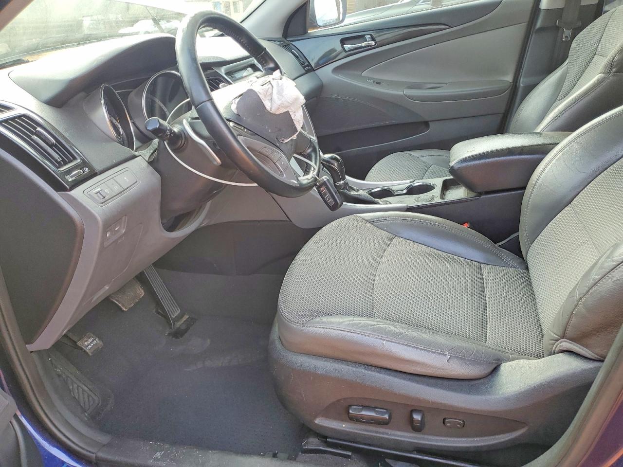 2014 HYUNDAI SONATA SE photo 7