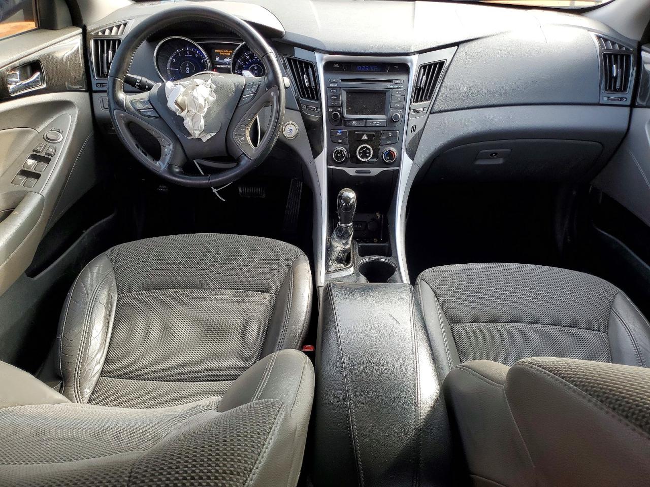2014 HYUNDAI SONATA SE photo 8