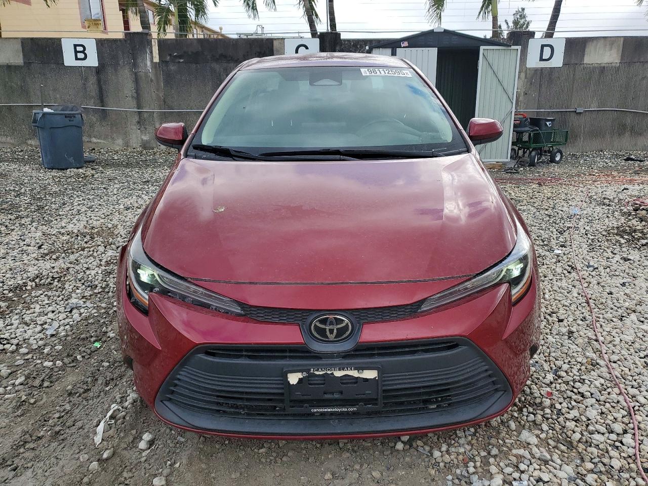 2023 TOYOTA COROLLA LE photo 5