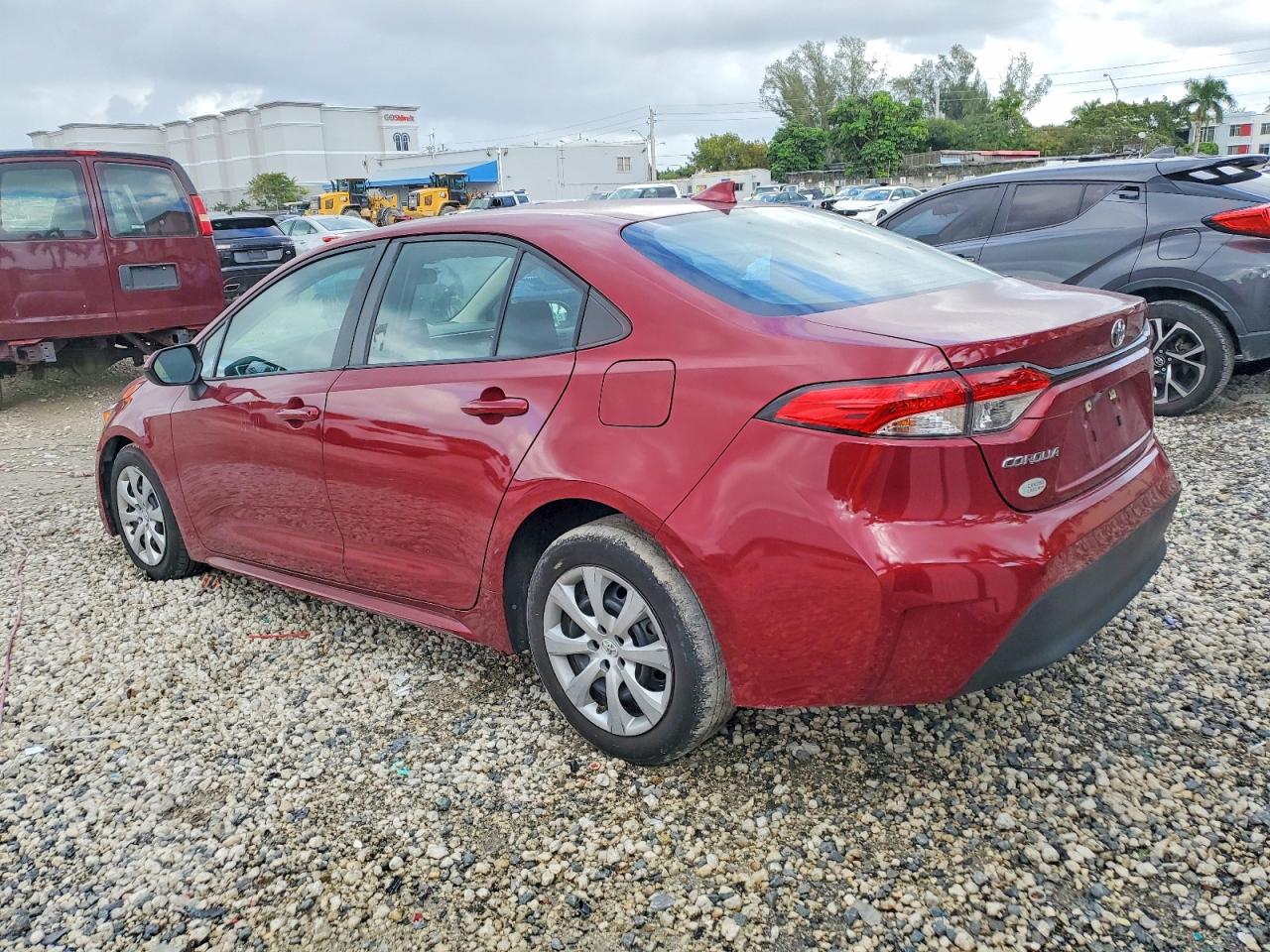 2023 TOYOTA COROLLA LE photo 2