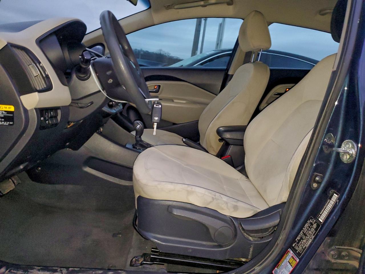2012 KIA RIO EX photo 7