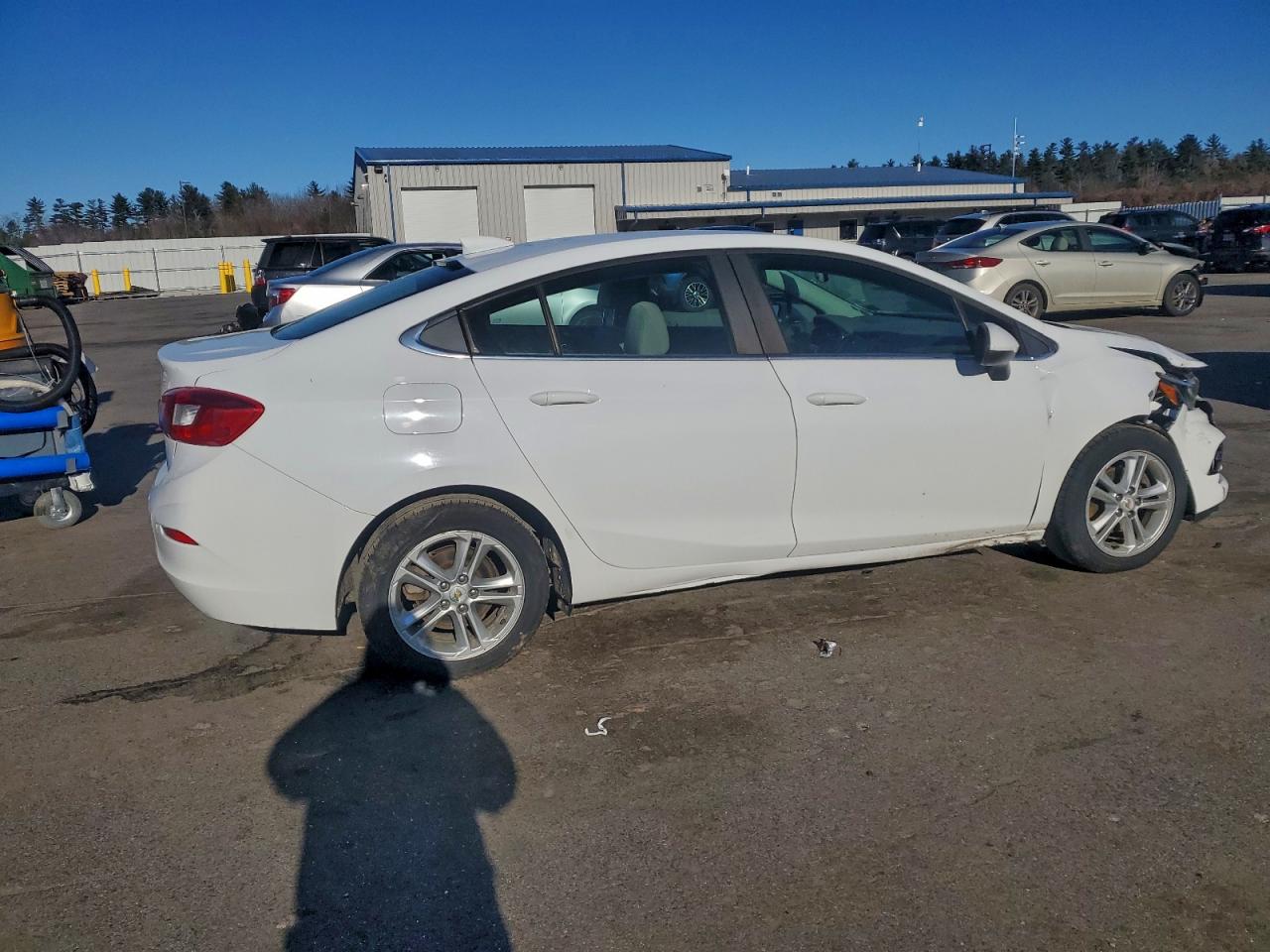 2017 CHEVROLET CRUZE LT photo 3