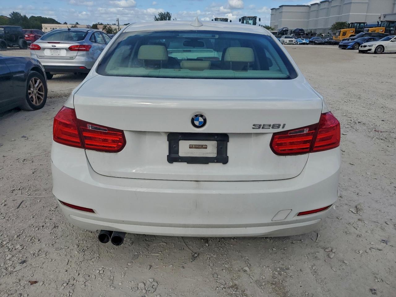 2015 BMW 328 I photo 6