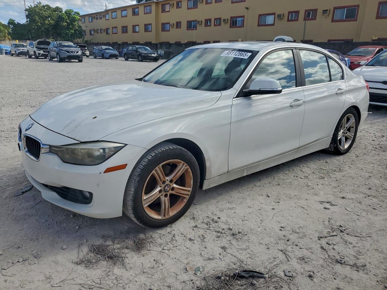 2015 BMW 328