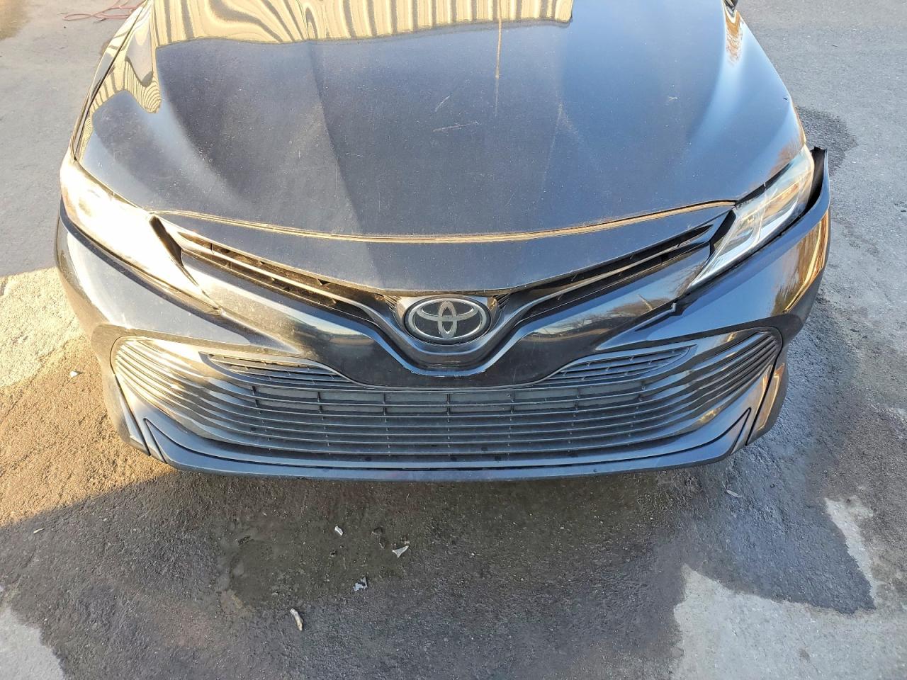 2020 TOYOTA CAMRY LE photo 21