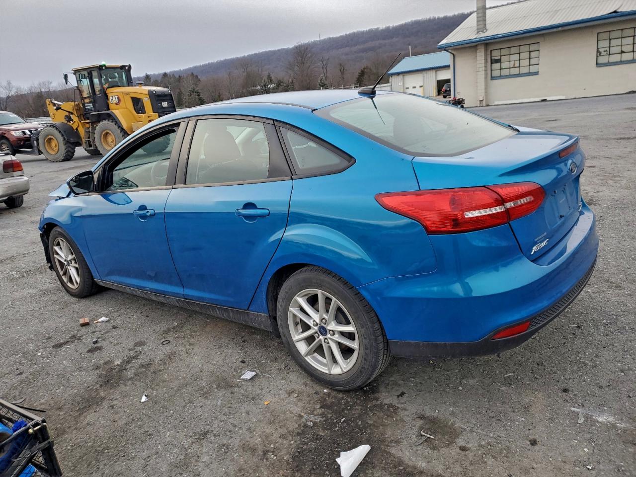 2015 FORD FOCUS SE photo 3