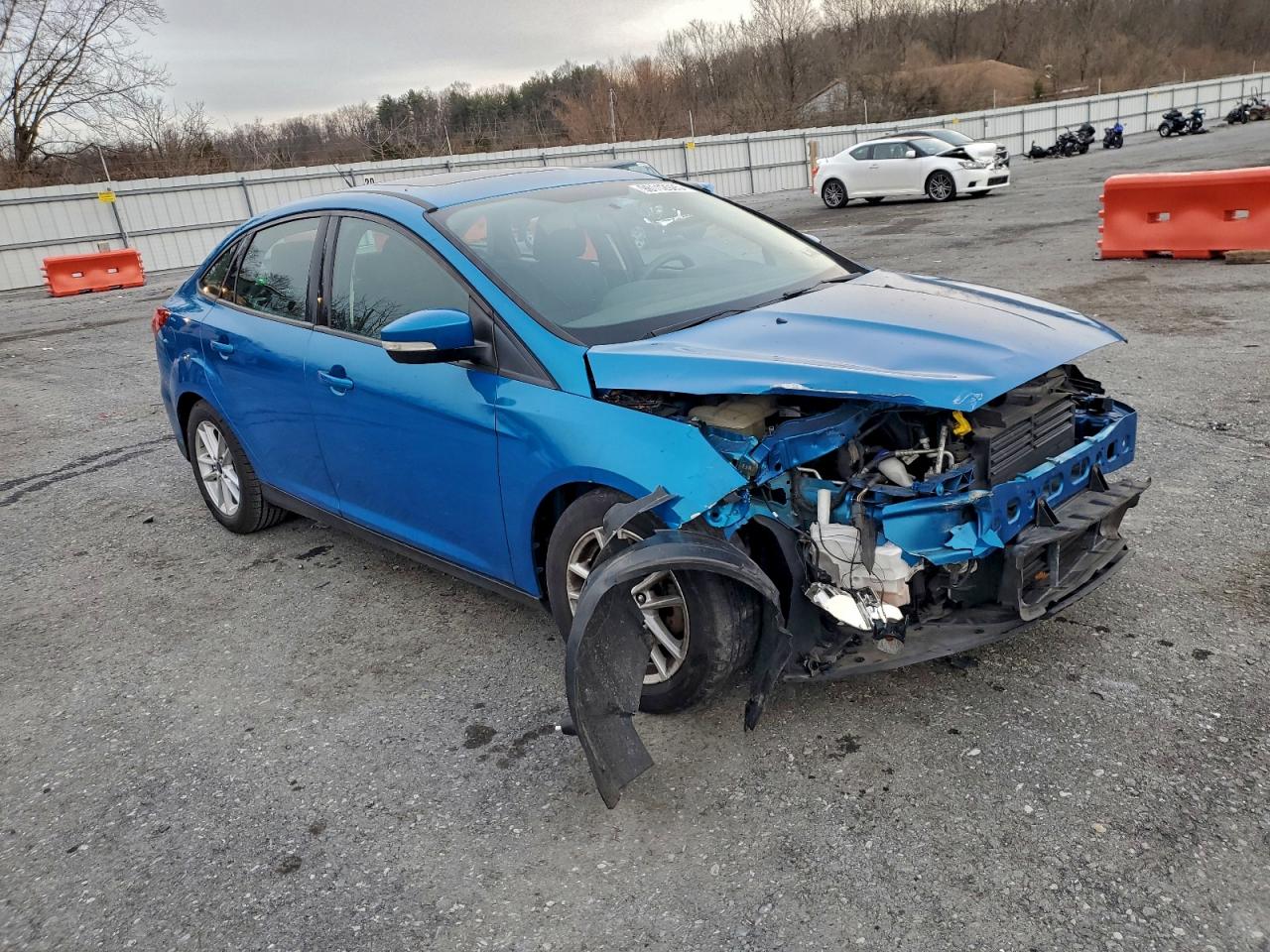 2015 FORD FOCUS SE photo 7