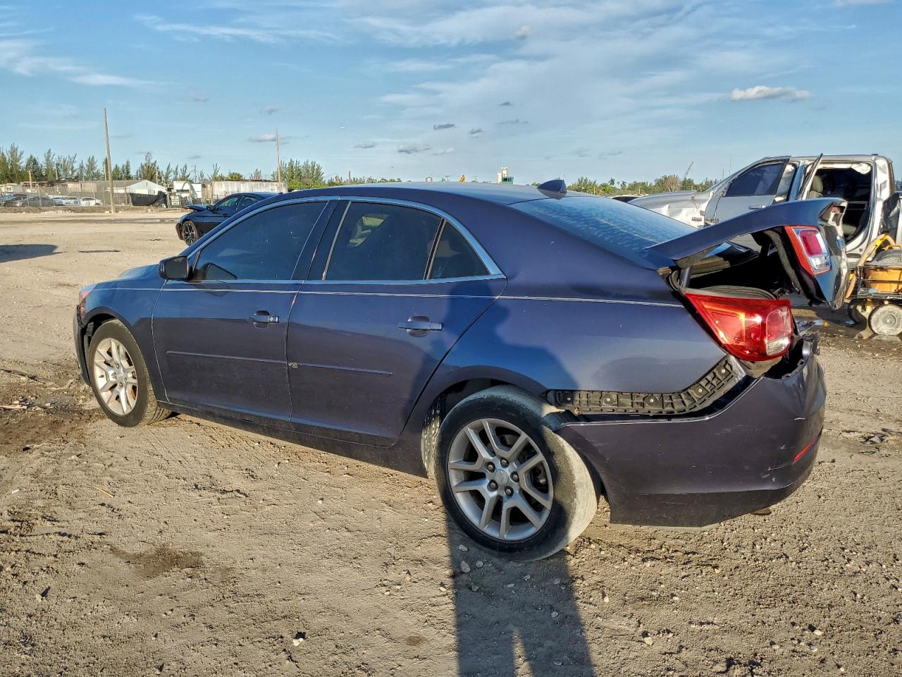 2013 CHEVROLET MALIBU 1LT photo 2