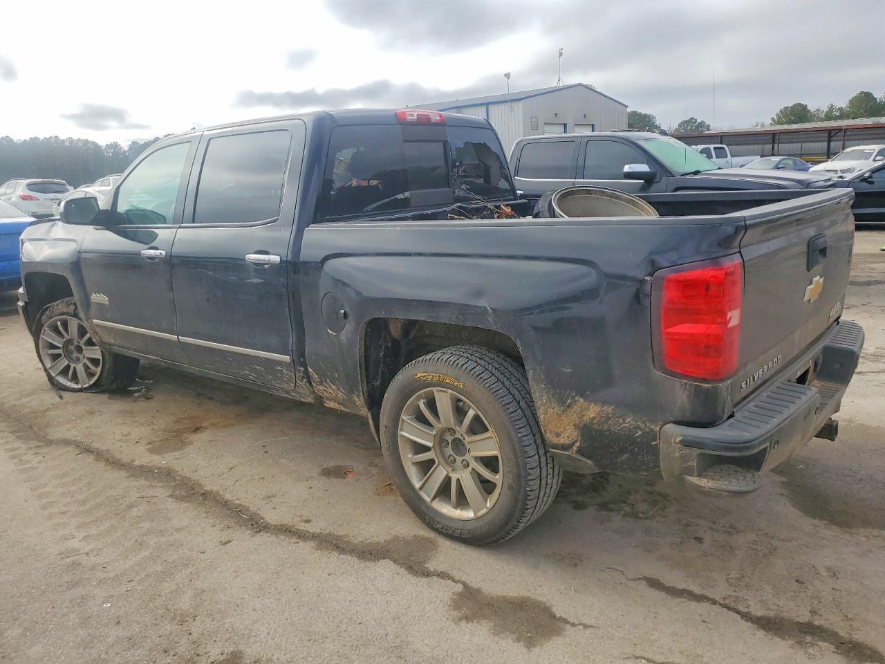 2014 CHEVROLET SILVERADO C1500 HIGH COUNTRY photo 4