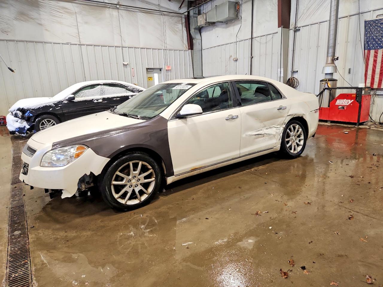 2011 CHEVROLET MALIBU