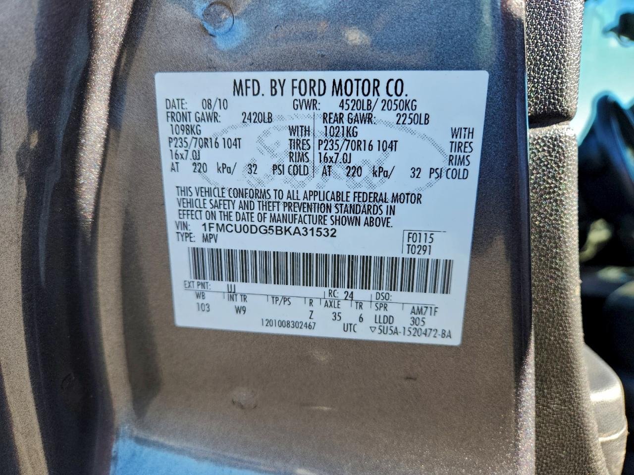 2011 FORD ESCAPE XLT photo 13