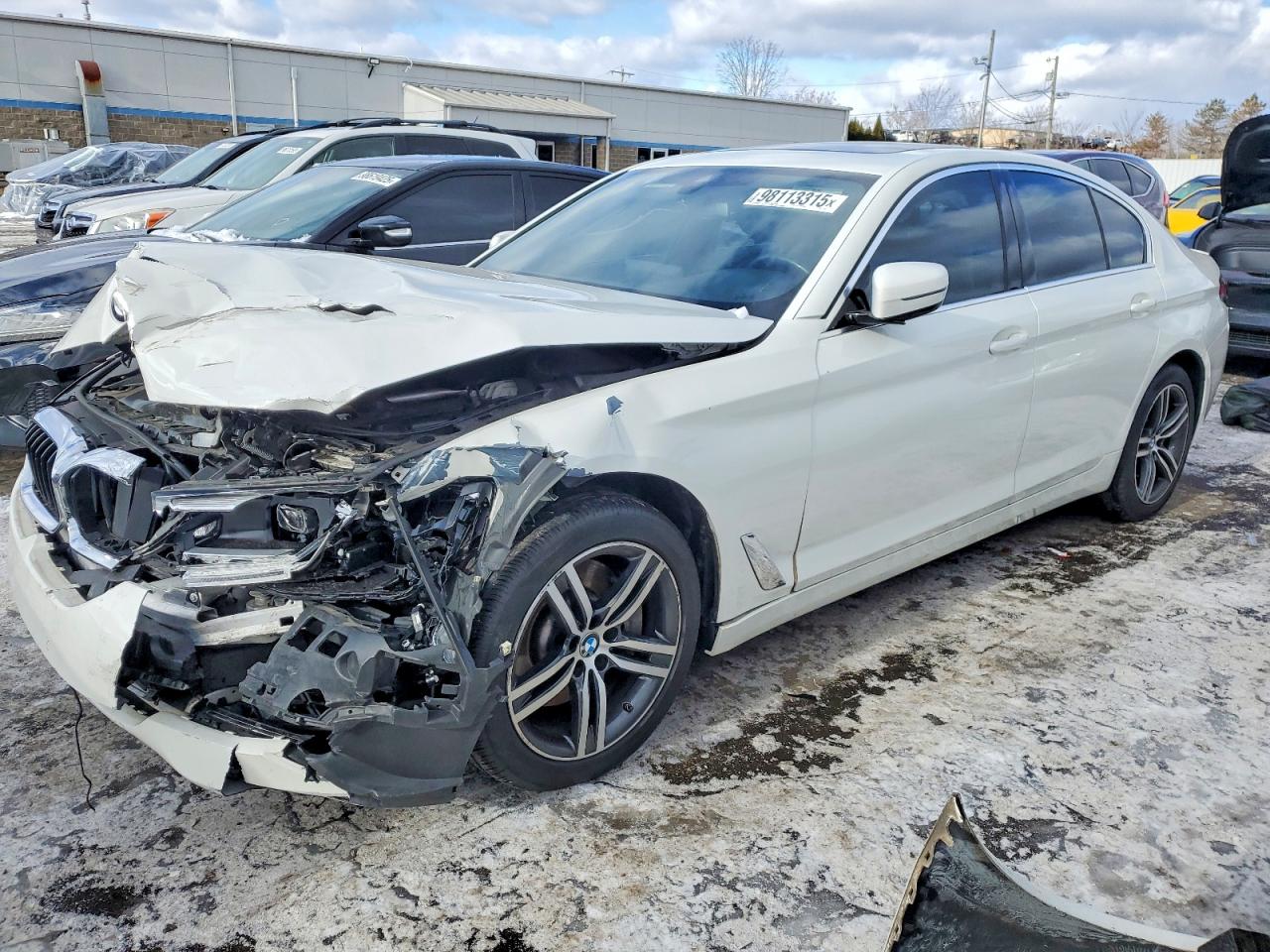 2021 BMW 530