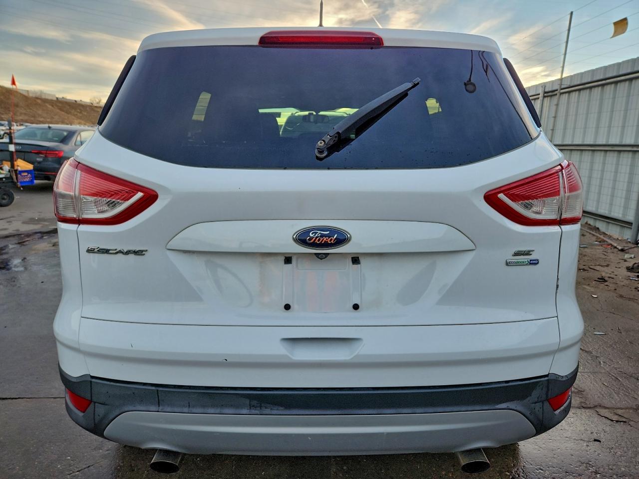 2014 FORD ESCAPE SE photo 6