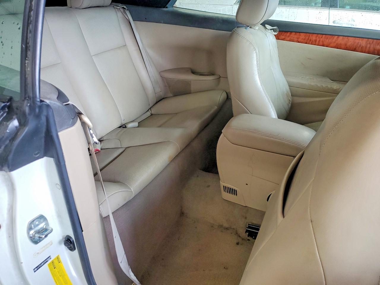 2007 TOYOTA CAMRY SOLARA SE photo 10