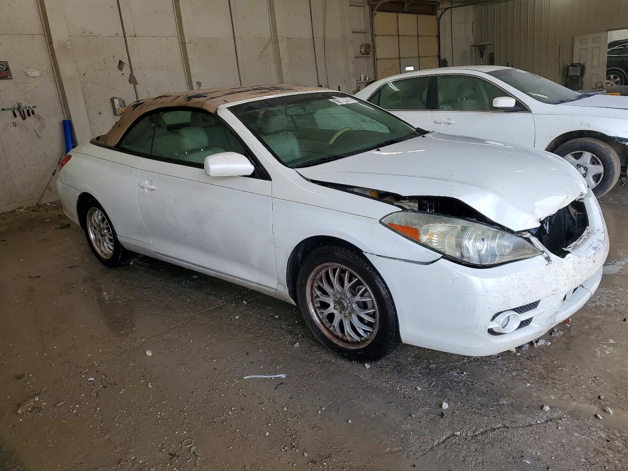2007 TOYOTA CAMRY SOLARA SE photo 4
