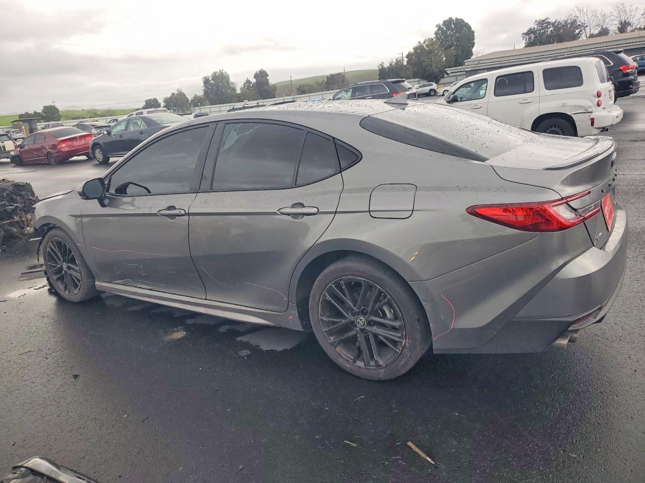 2025 TOYOTA CAMRY XSE photo 2