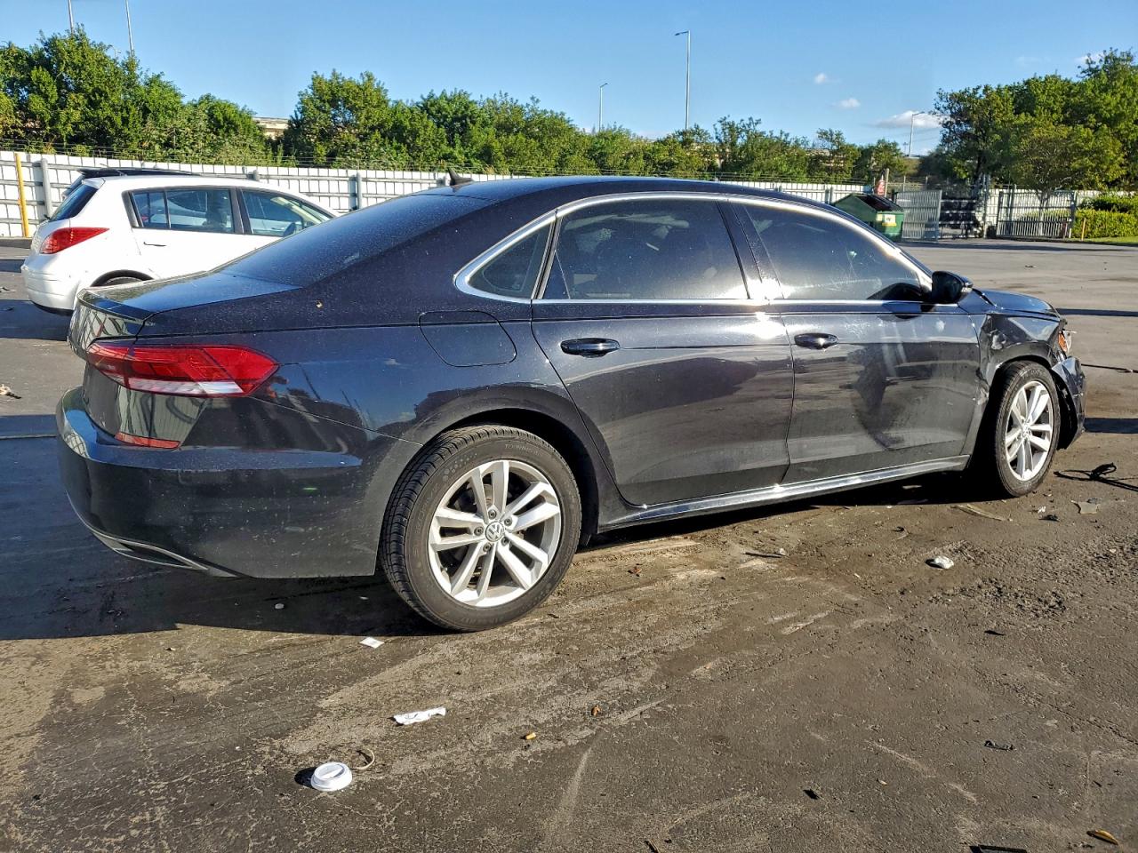 2020 VOLKSWAGEN PASSAT SE photo 5