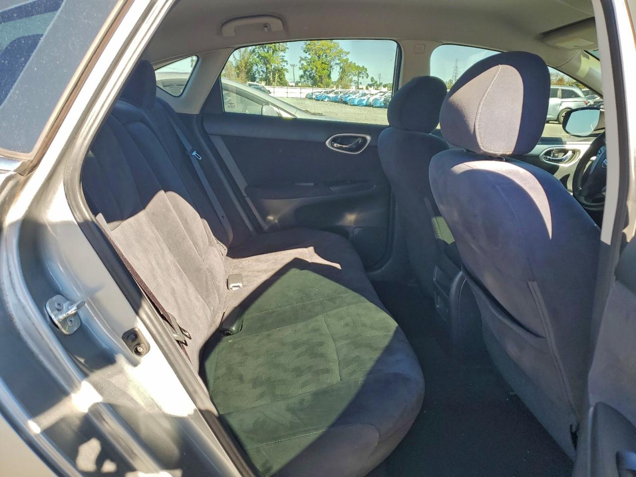 2013 NISSAN SENTRA S photo 19