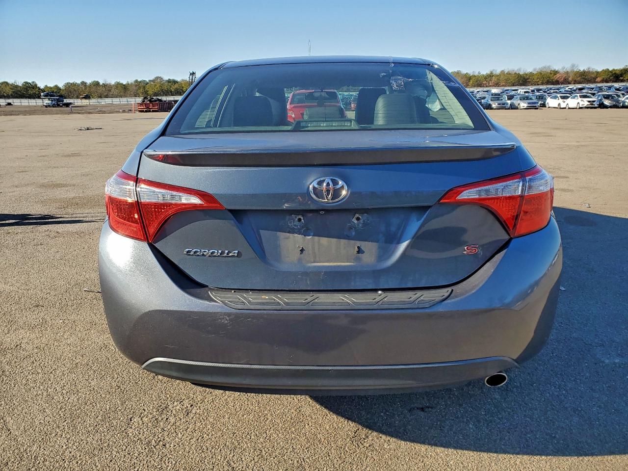 2015 TOYOTA COROLLA L photo 6