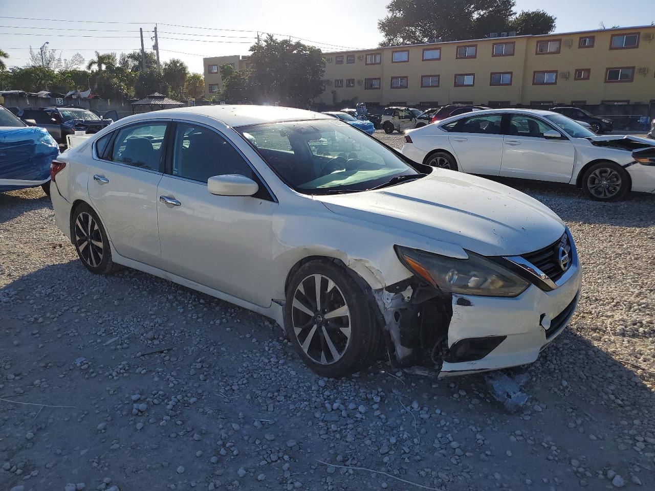 2018 NISSAN ALTIMA 2.5 photo 4