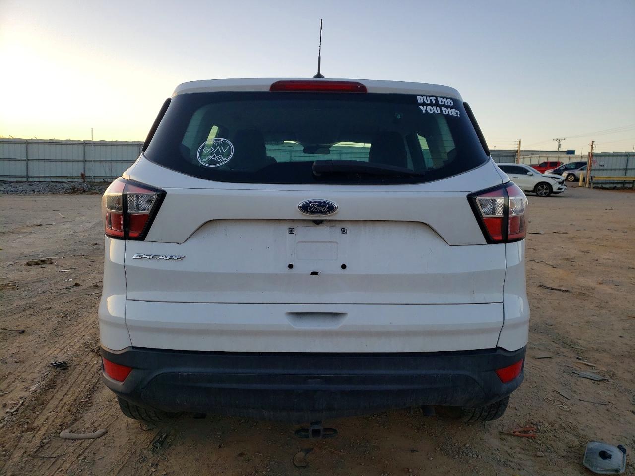2017 FORD ESCAPE S photo 6