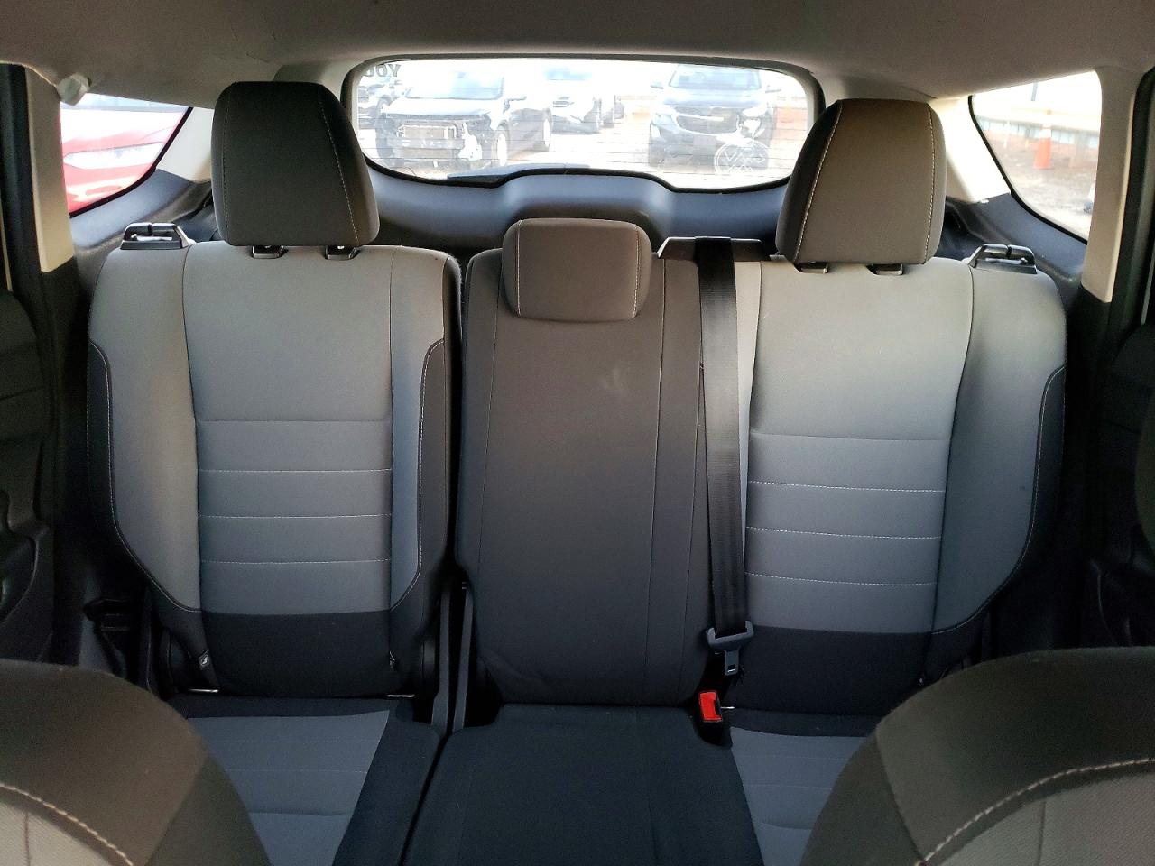 2017 FORD ESCAPE S photo 10