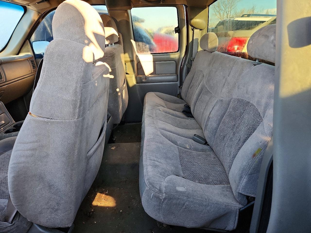 2000 CHEVROLET SILVERADO C1500 photo 10