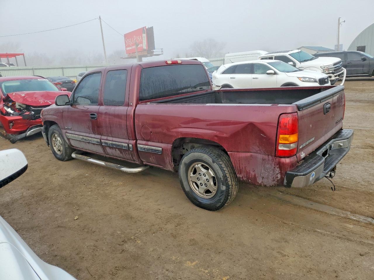 2000 CHEVROLET SILVERADO C1500 photo 2