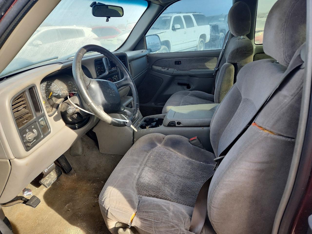 2000 CHEVROLET SILVERADO C1500 photo 7
