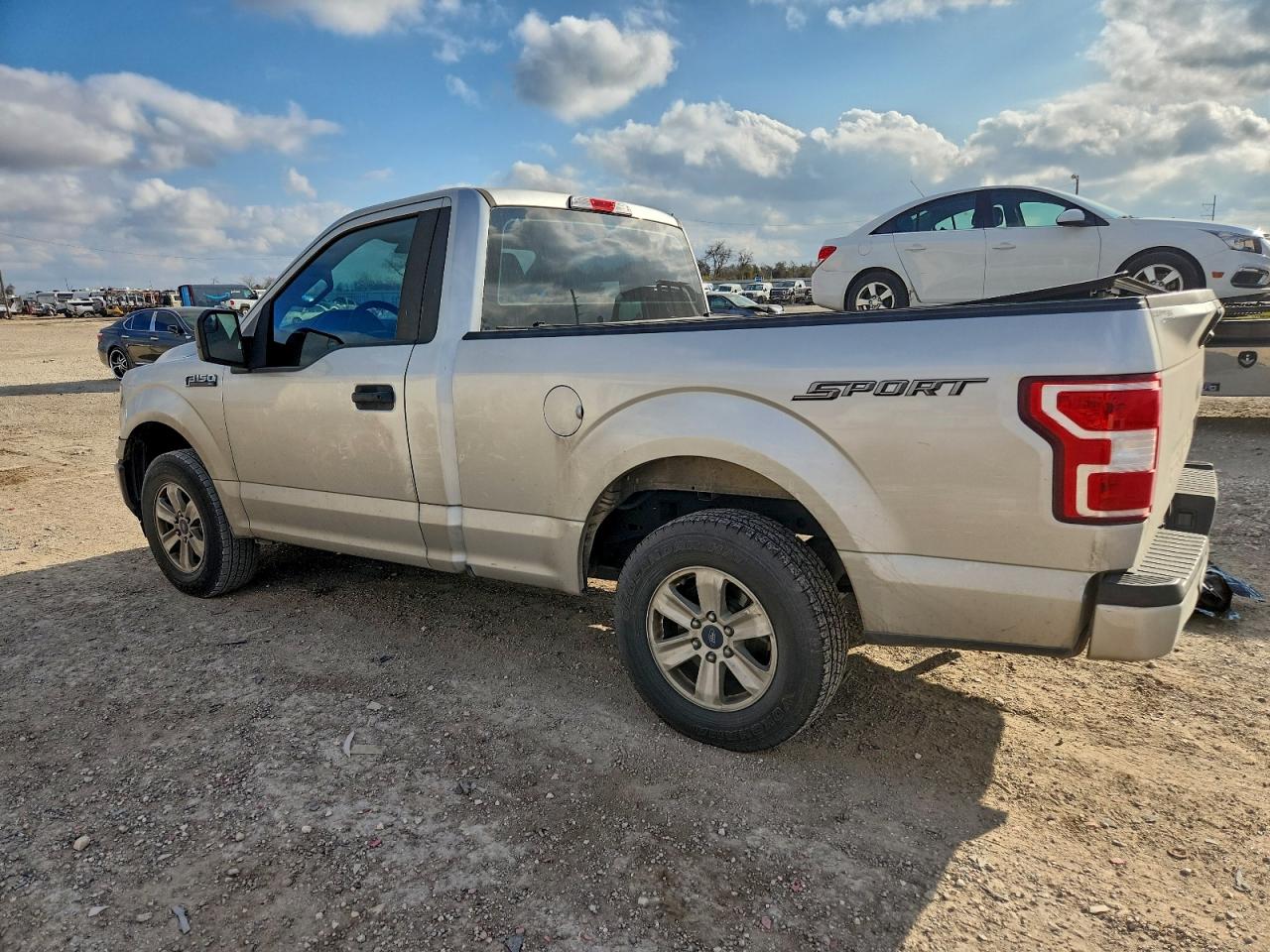 2018 FORD F150 photo 2