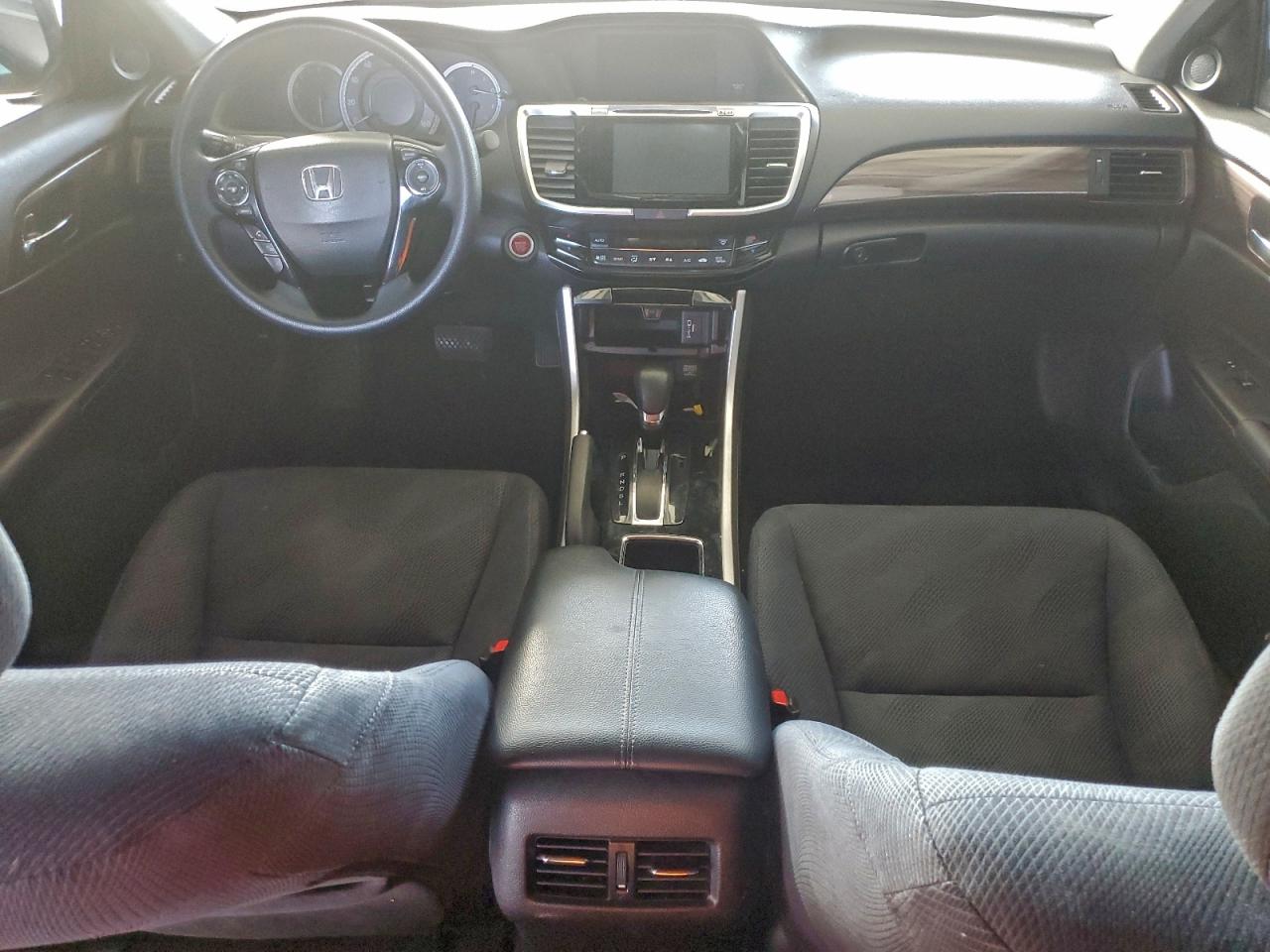 2017 HONDA ACCORD EX photo 8