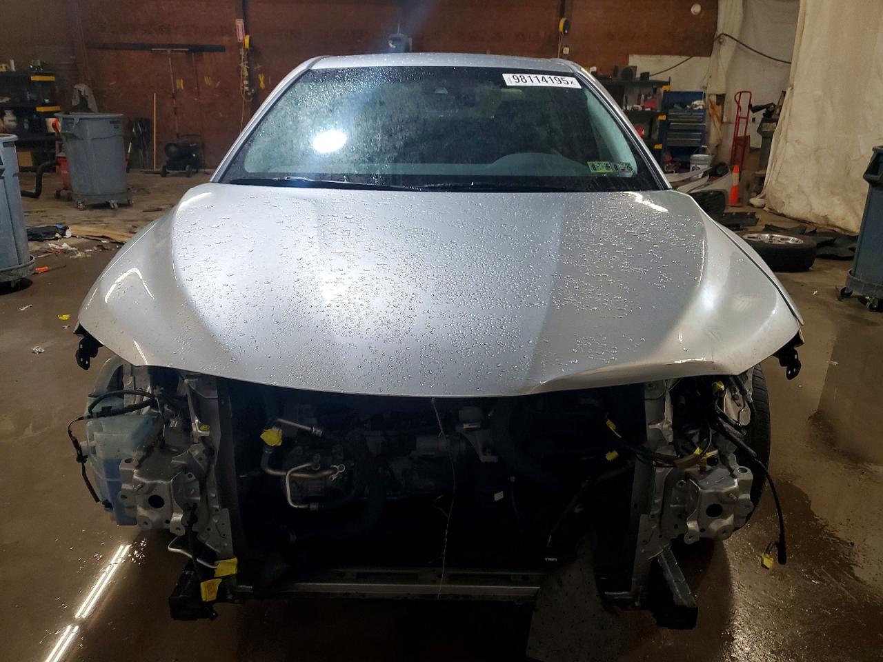 2018 TOYOTA CAMRY L photo 5