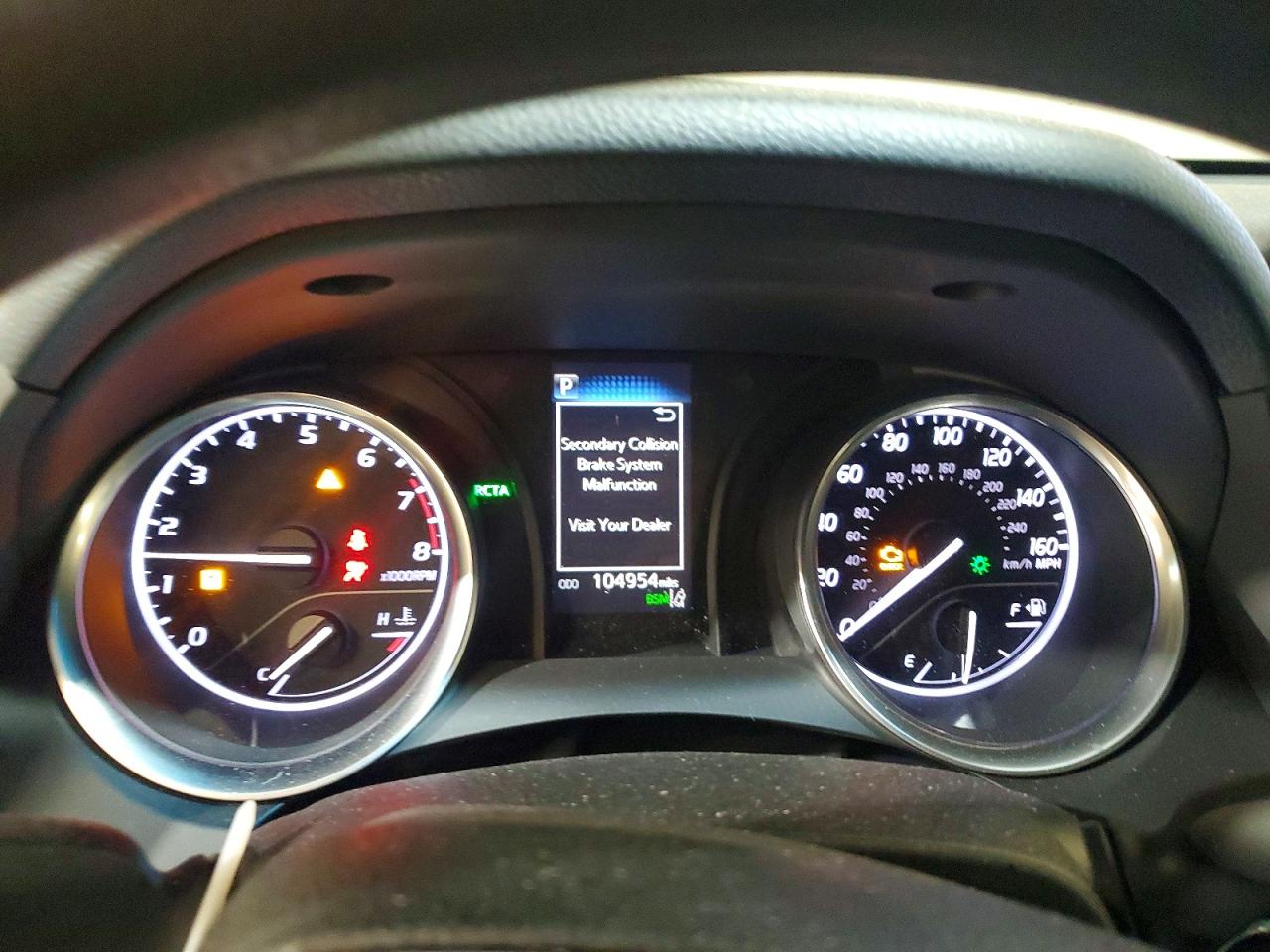 2018 TOYOTA CAMRY L photo 9